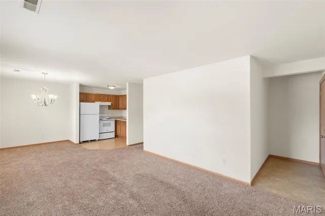 $99,900 | 21 Village W Court, Unit 201, Washington, MO 63090