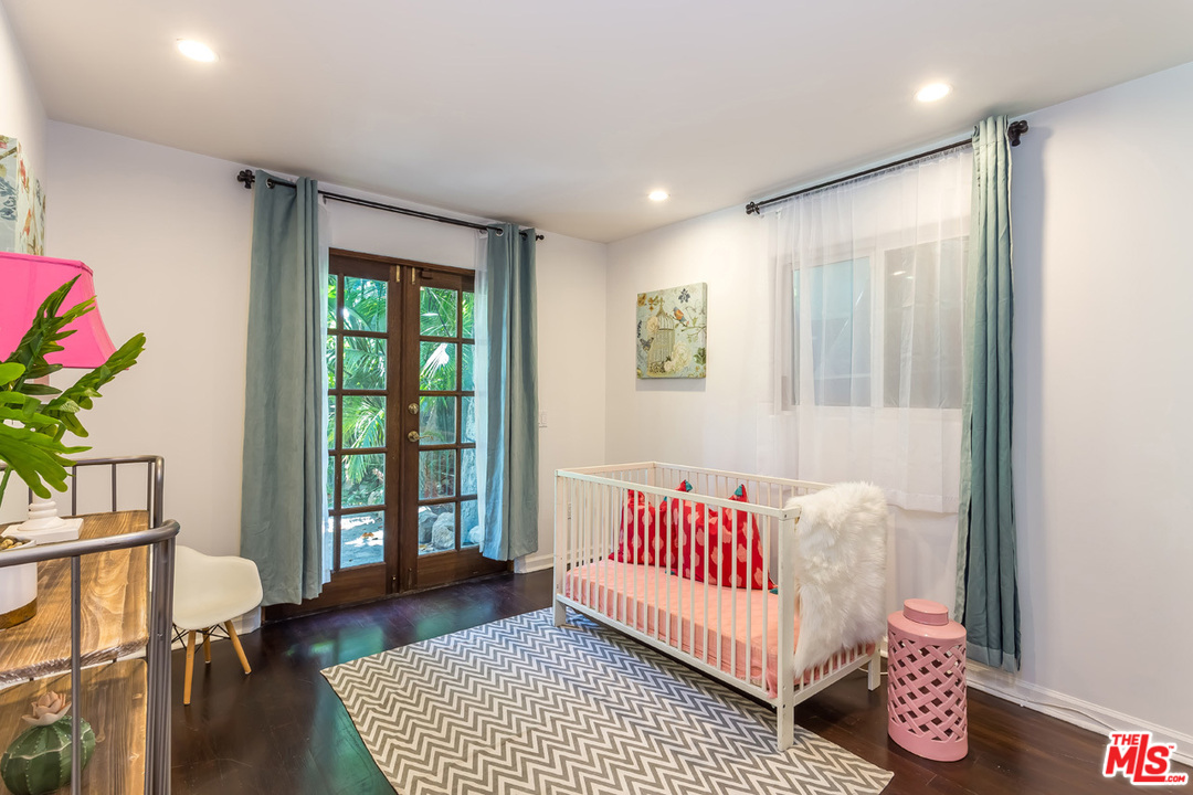 8450 Ridpath Drive Los Angeles, CA 90046 - Photo 43 of 54