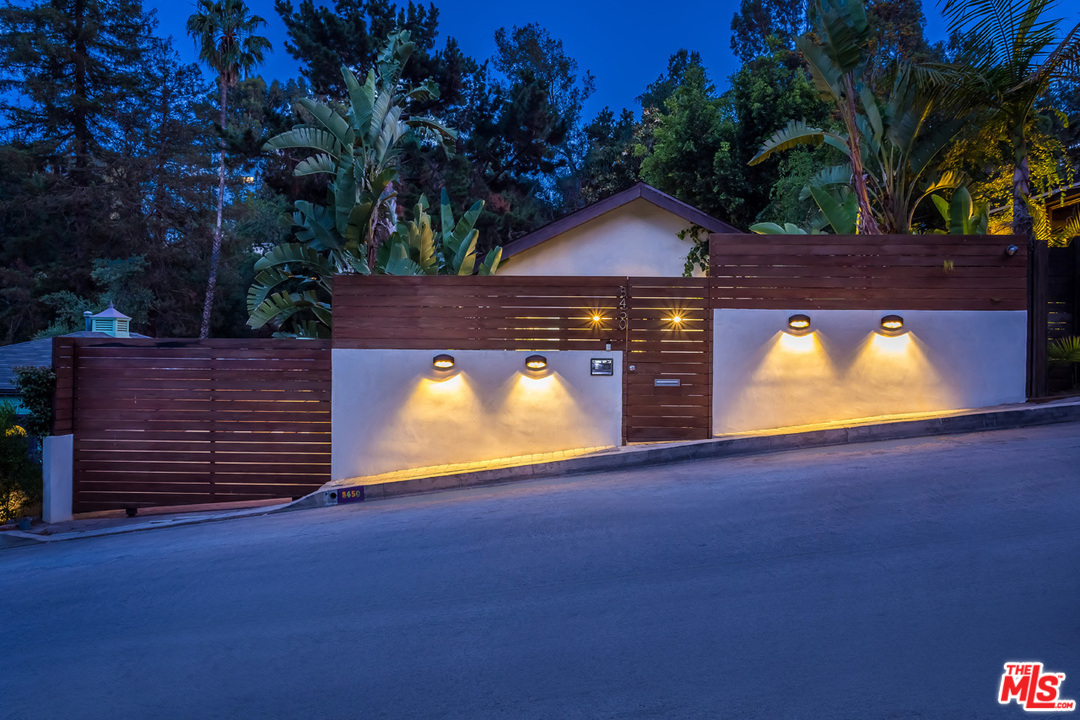 8450 Ridpath Drive Los Angeles, CA 90046 - Photo 54 of 54