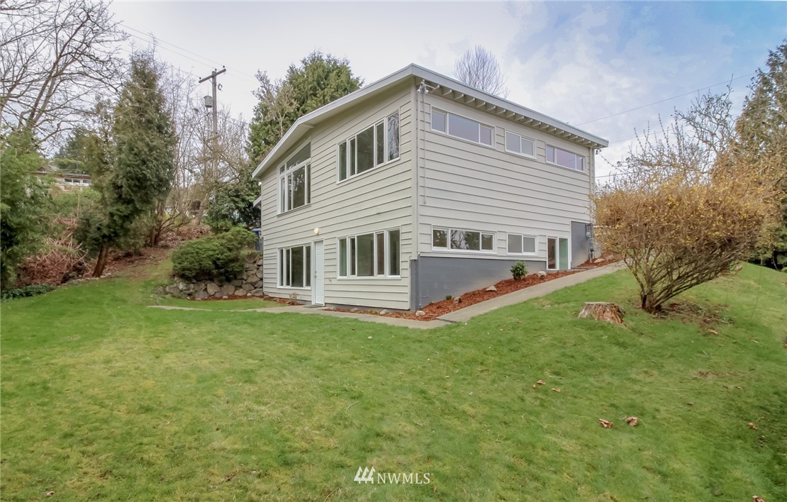 301 Northwest 5th Place Renton, WA 98057 - Photo 22 of 25