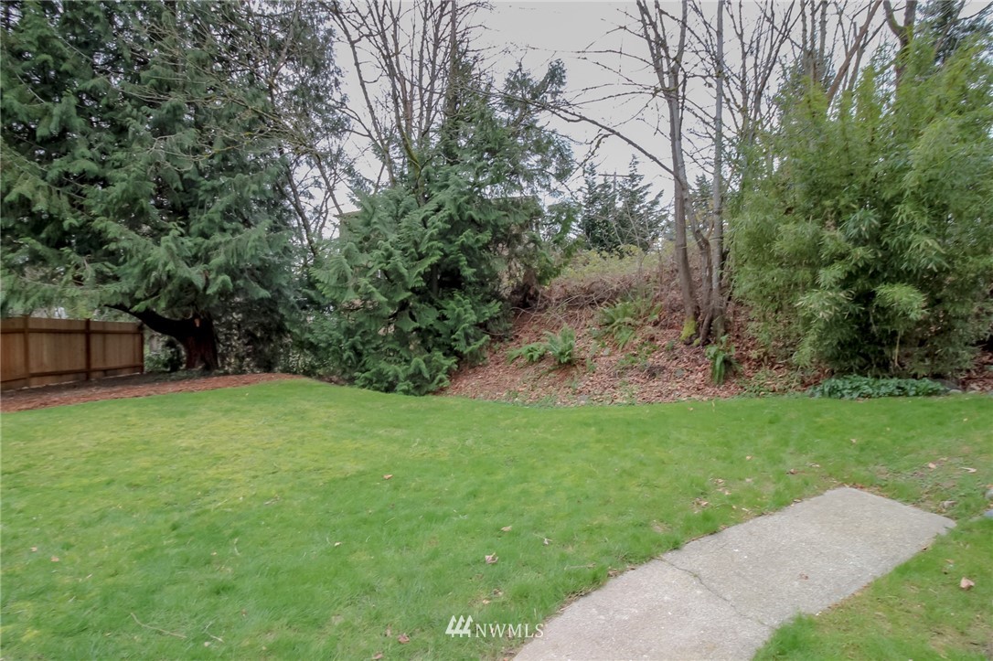 301 Northwest 5th Place Renton, WA 98057 - Photo 25 of 25