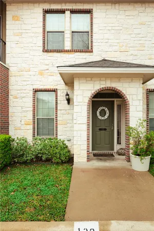 $261,500 | 132 Forest Drive, Unit 132, College Station, TX 77840