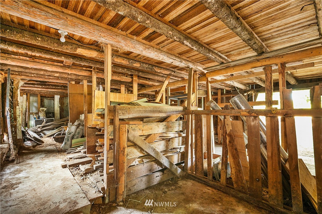 5098 Reese Hill Road Sumas, WA 98295 - Photo 22 of 32 Gallery Image 22