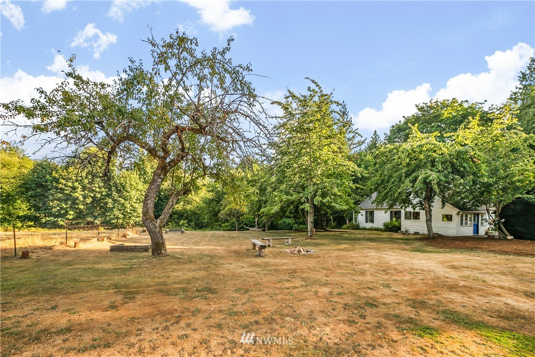 5098 Reese Hill Road Sumas, WA 98295 - Photo 25 of 32 Gallery Image 25