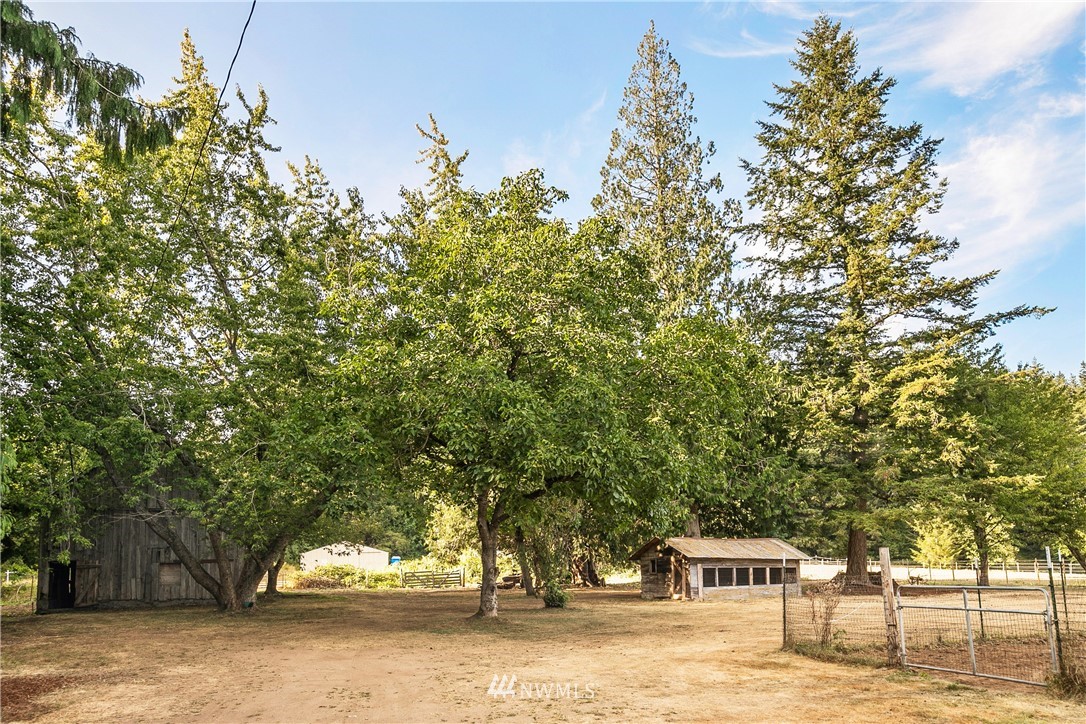 5098 Reese Hill Road Sumas, WA 98295 - Photo 29 of 32 Gallery Image 29