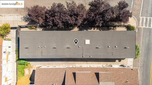 a view of a refrigerator