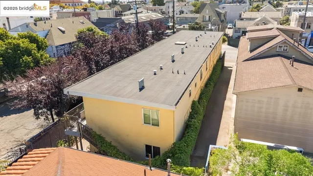 a view of a house with a park