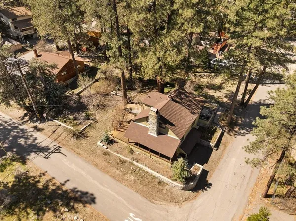 $525,000 | 5708 Sycamore Street, Wrightwood, CA 92397