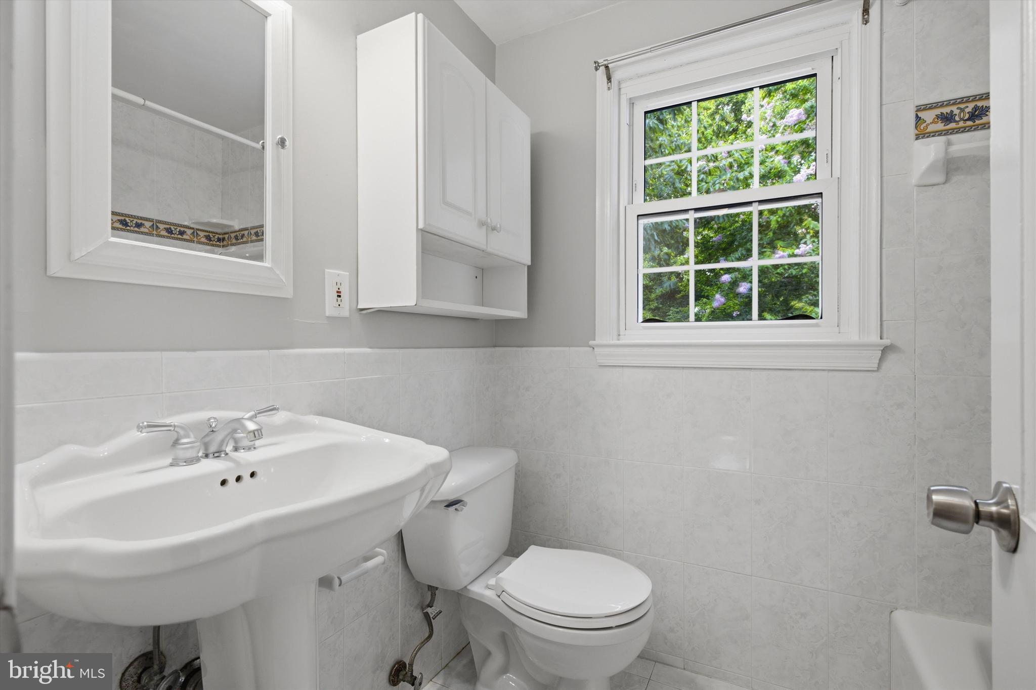 10614 Glenwild Road Silver Spring, MD 20901 - Photo 16 of 49 Gallery Image 16