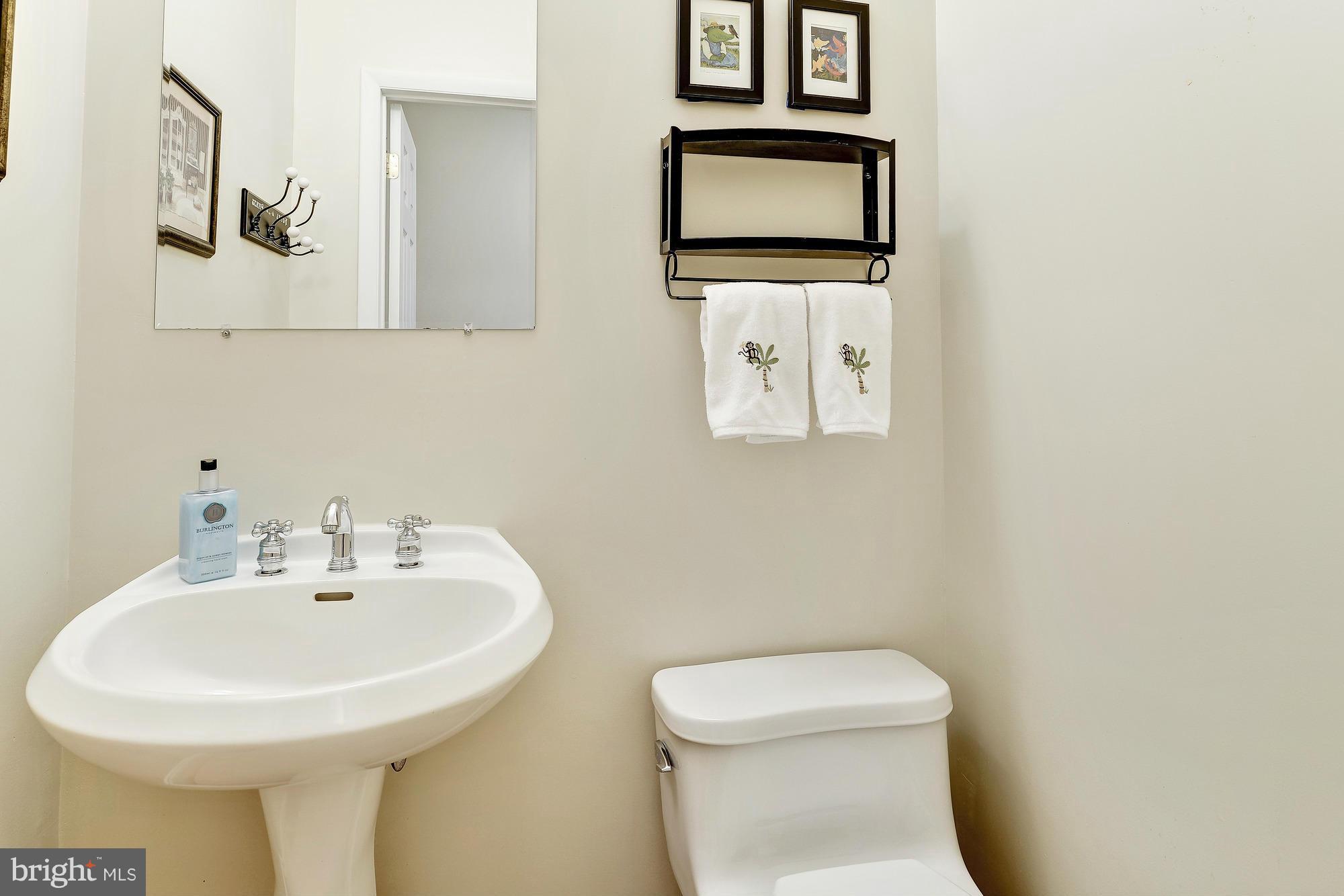 18005 Highfield Road Ashton, MD 20861 - Photo 18 of 30 Powder Room