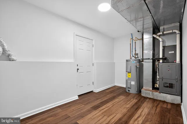 wooden floor in an empty room