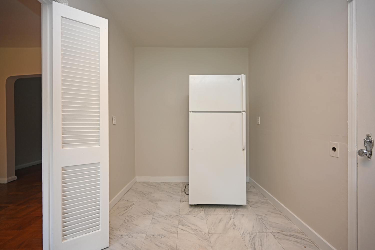 4527 Paddock Road Cincinnati, OH 45229 - Photo 8 of 50