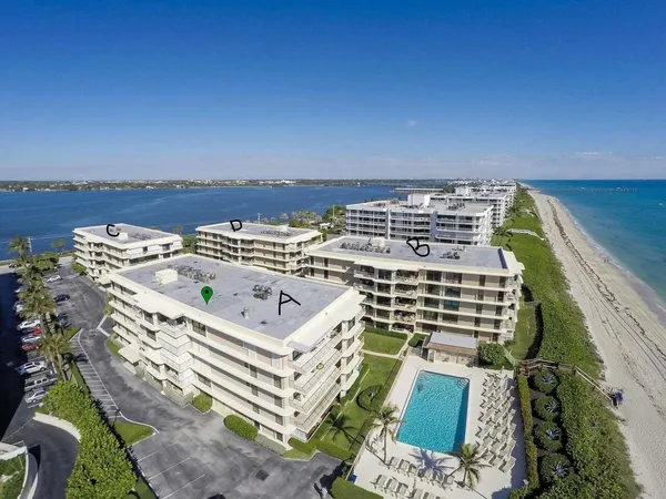 $3,950 | 3200 South Ocean Boulevard, Unit A102, Palm Beach, FL 33480