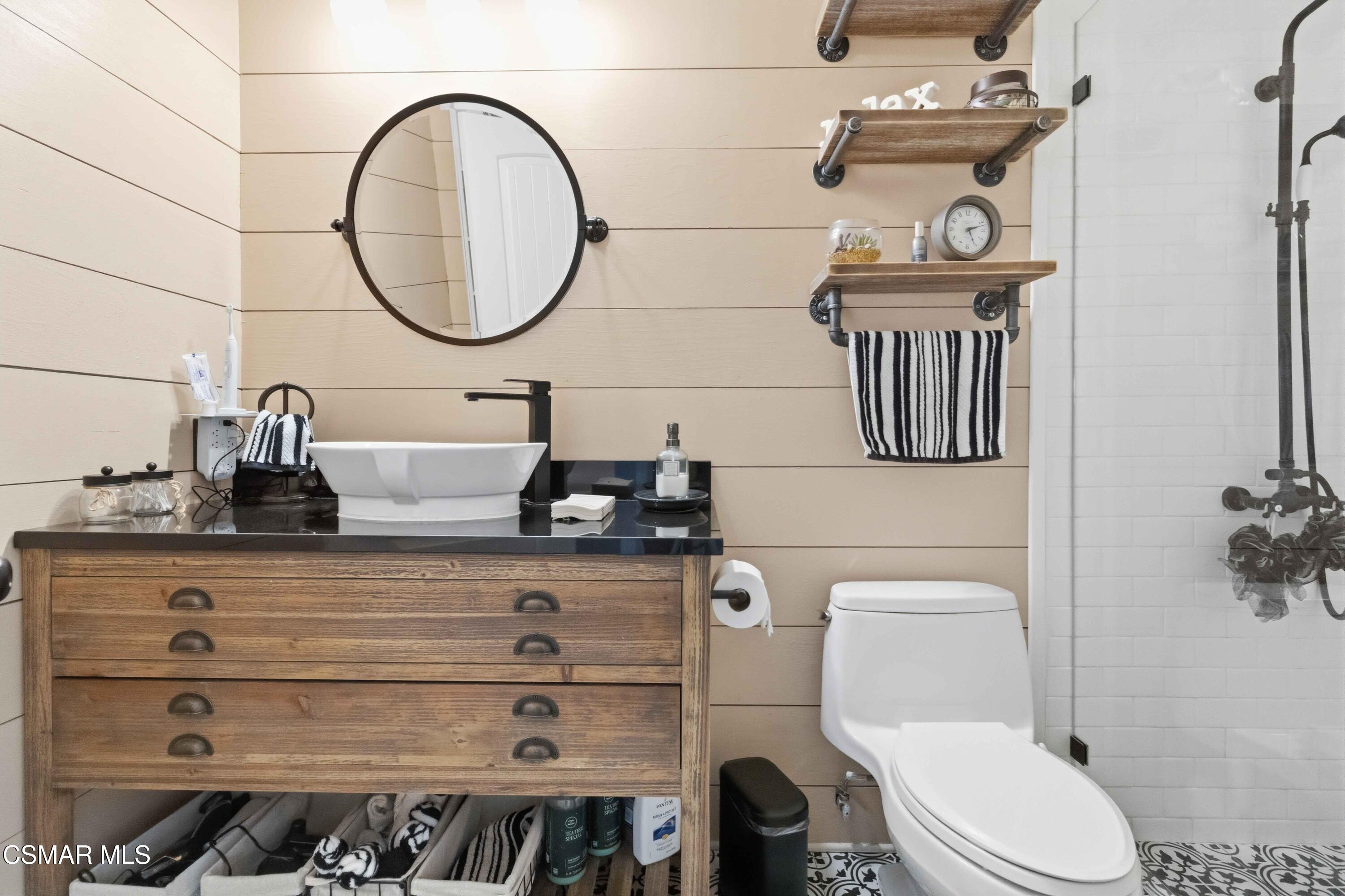 2034 Guerne Avenue Simi Valley, CA 93063 - Photo 19 of 45 032