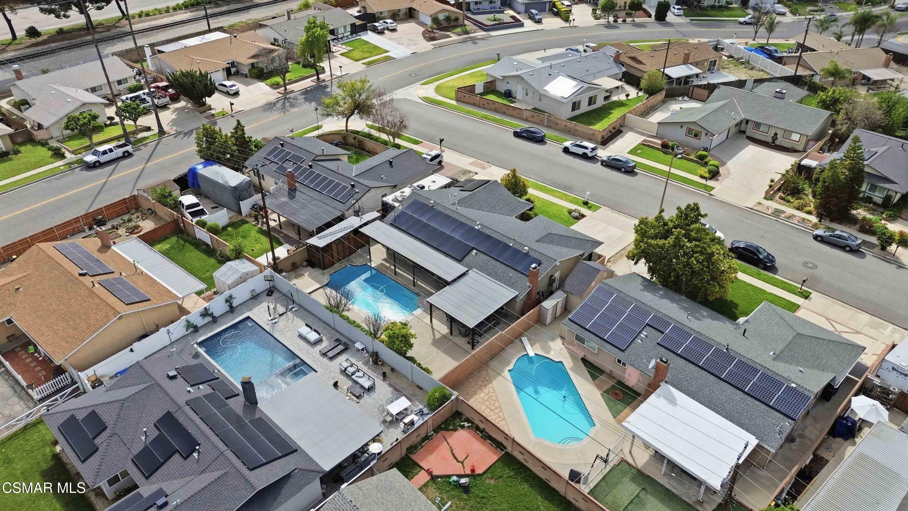 2034 Guerne Avenue Simi Valley, CA 93063 - Photo 40 of 45 060