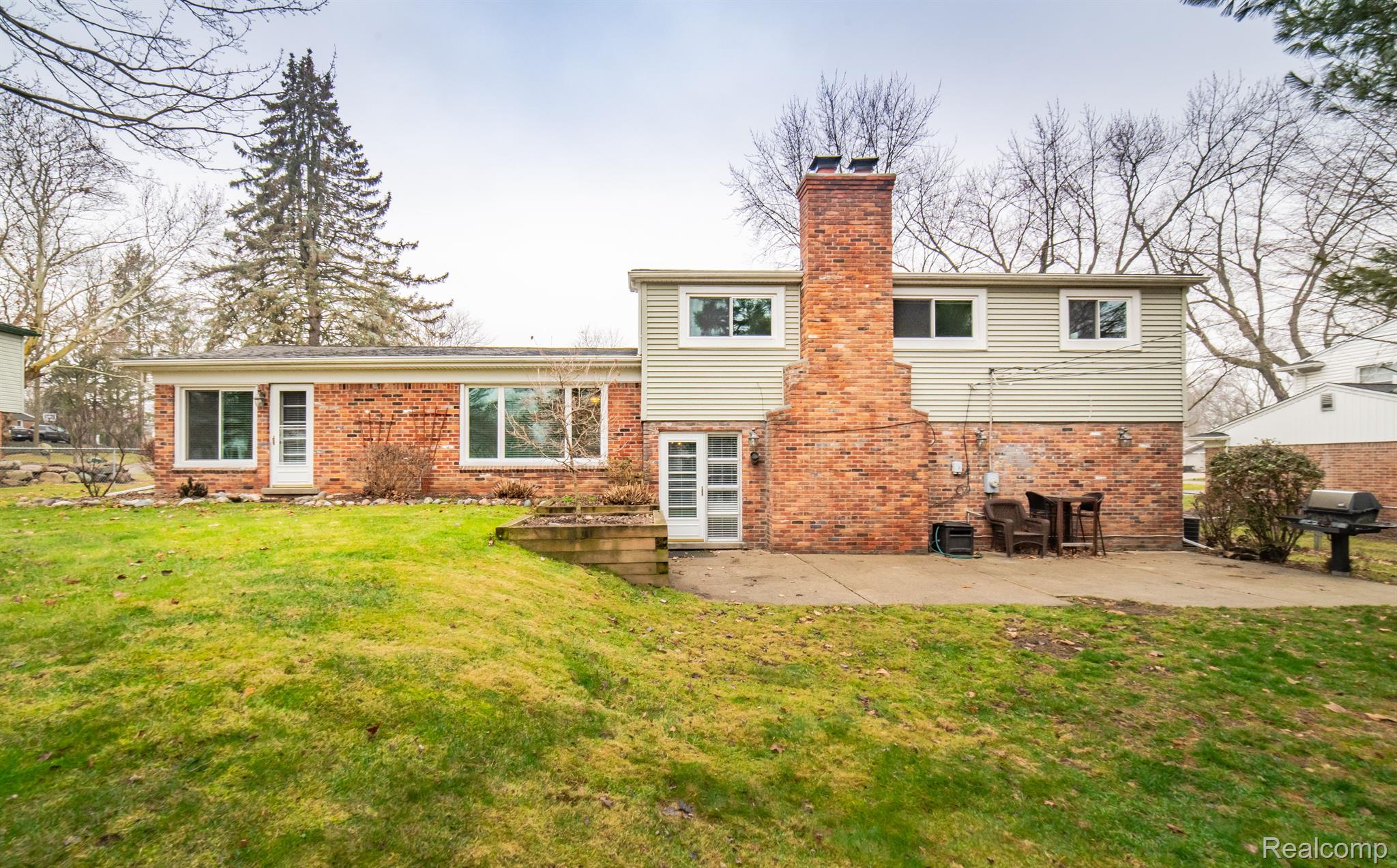 2725 Bridle Road Bloomfield Hills, MI 48304 - Photo 50 of 52 Gallery Image 50
