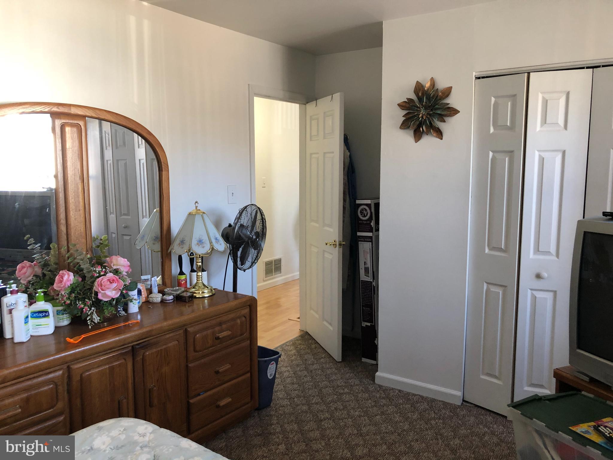 8 Maynard Drive Sicklerville, NJ 08081 - Photo 18 of 34 bedroom upper