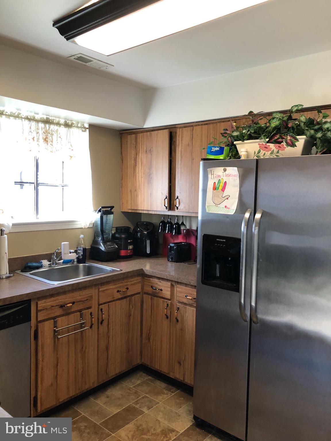 8 Maynard Drive Sicklerville, NJ 08081 - Photo 20 of 34 kitchen LL