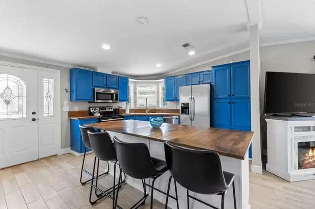 $250,000 | 300 River Boulevard South, Nokomis, FL 34275