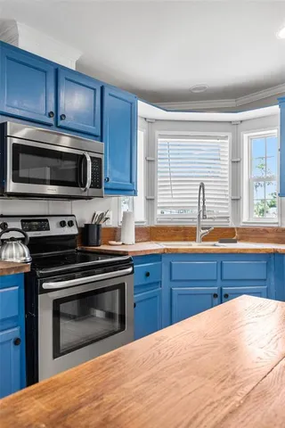 $250,000 | 300 River Boulevard South, Nokomis, FL 34275