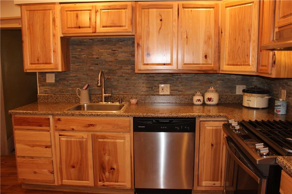 122 McKeesport Road Elizabeth, PA 15037 - Photo 10 of 25 Gallery Image 10