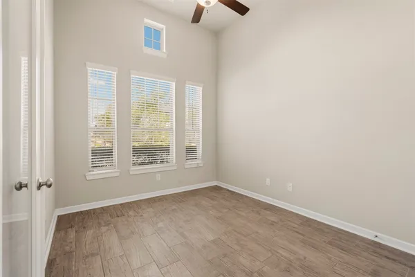 $2,700 | 1227 Carswell Grove Drive, Missouri City, TX 77459