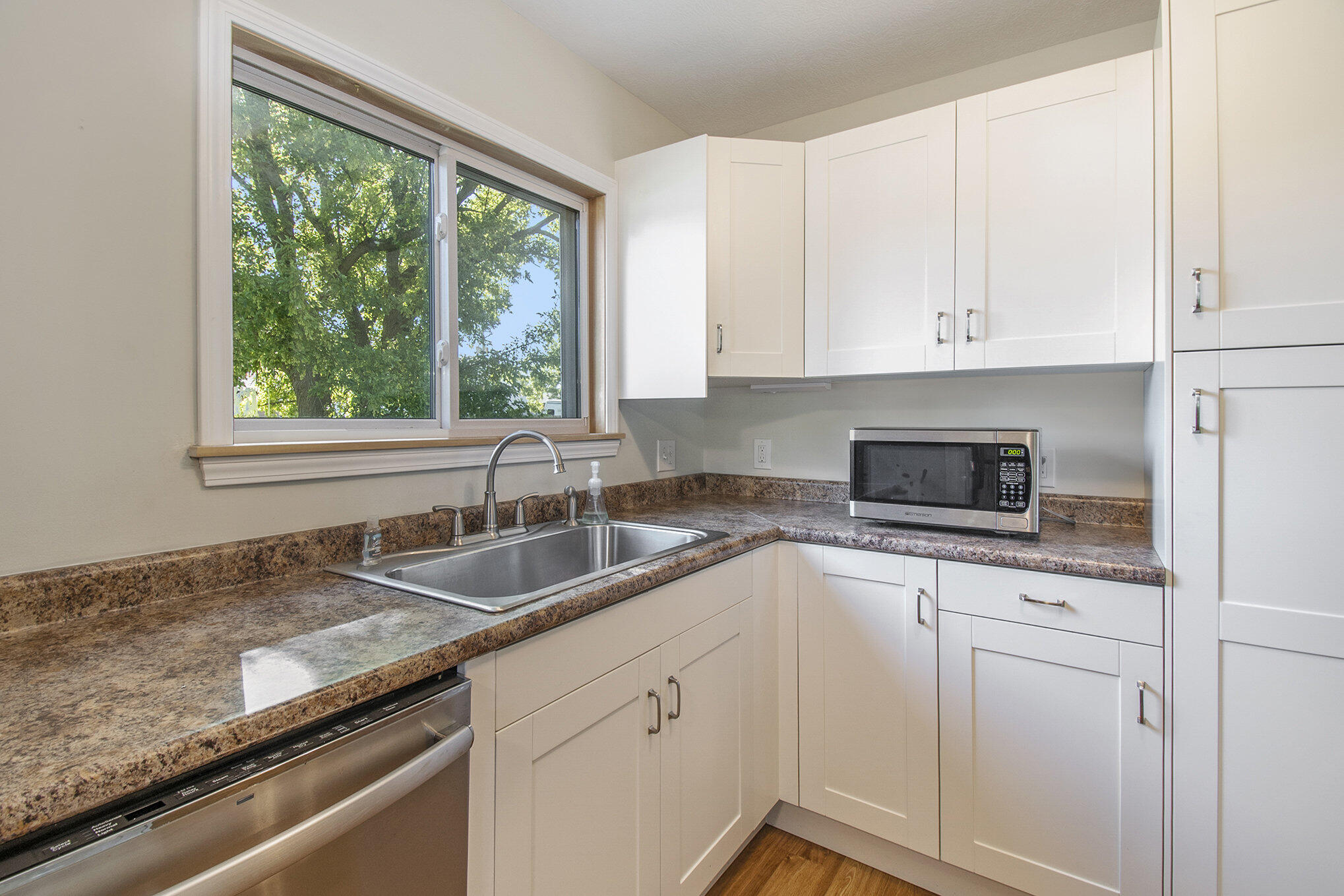 1834 East Cavanaugh Road Lansing, MI 48910 - Photo 11 of 37 011_ndp4846