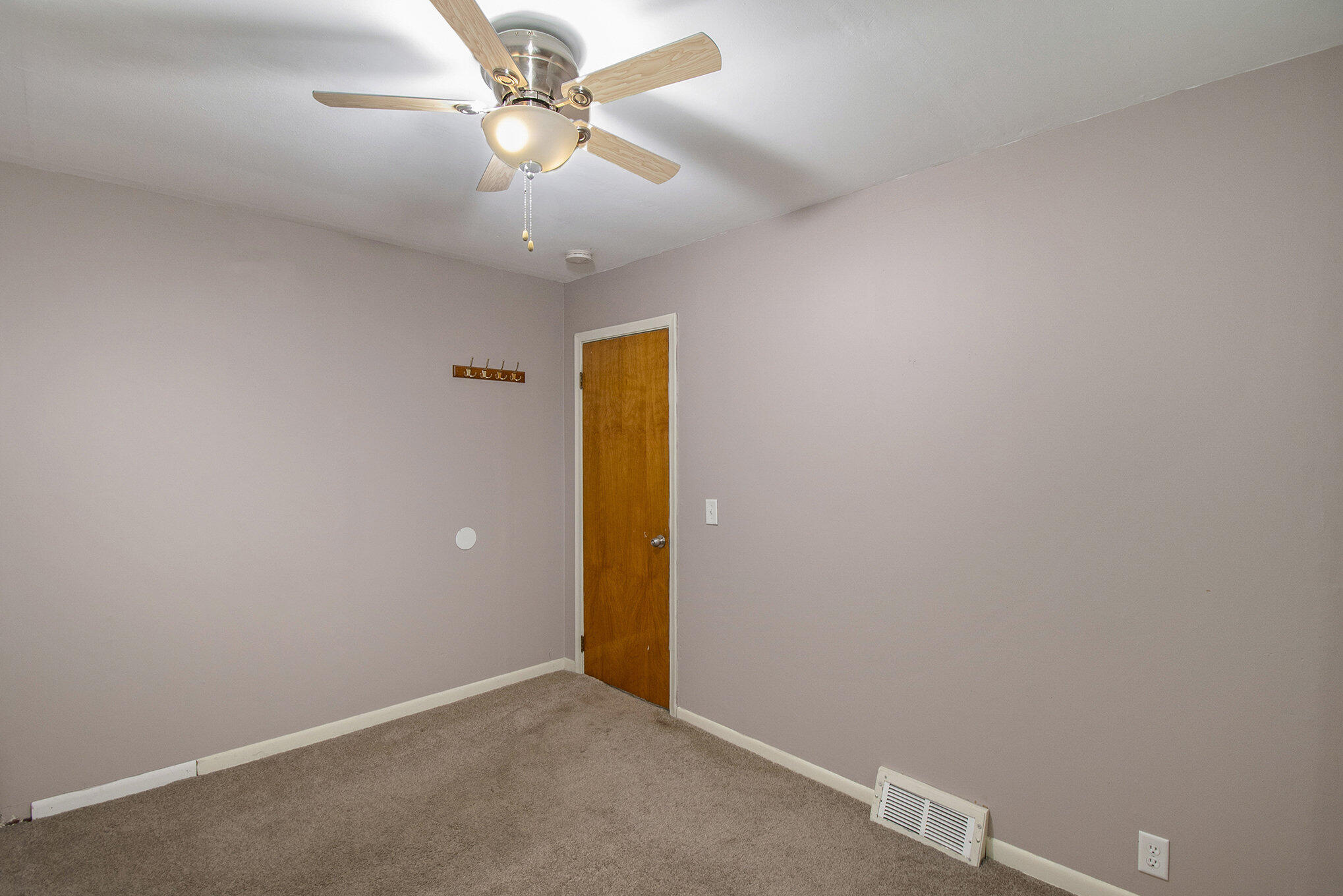 1834 East Cavanaugh Road Lansing, MI 48910 - Photo 23 of 37 014_ndp4864