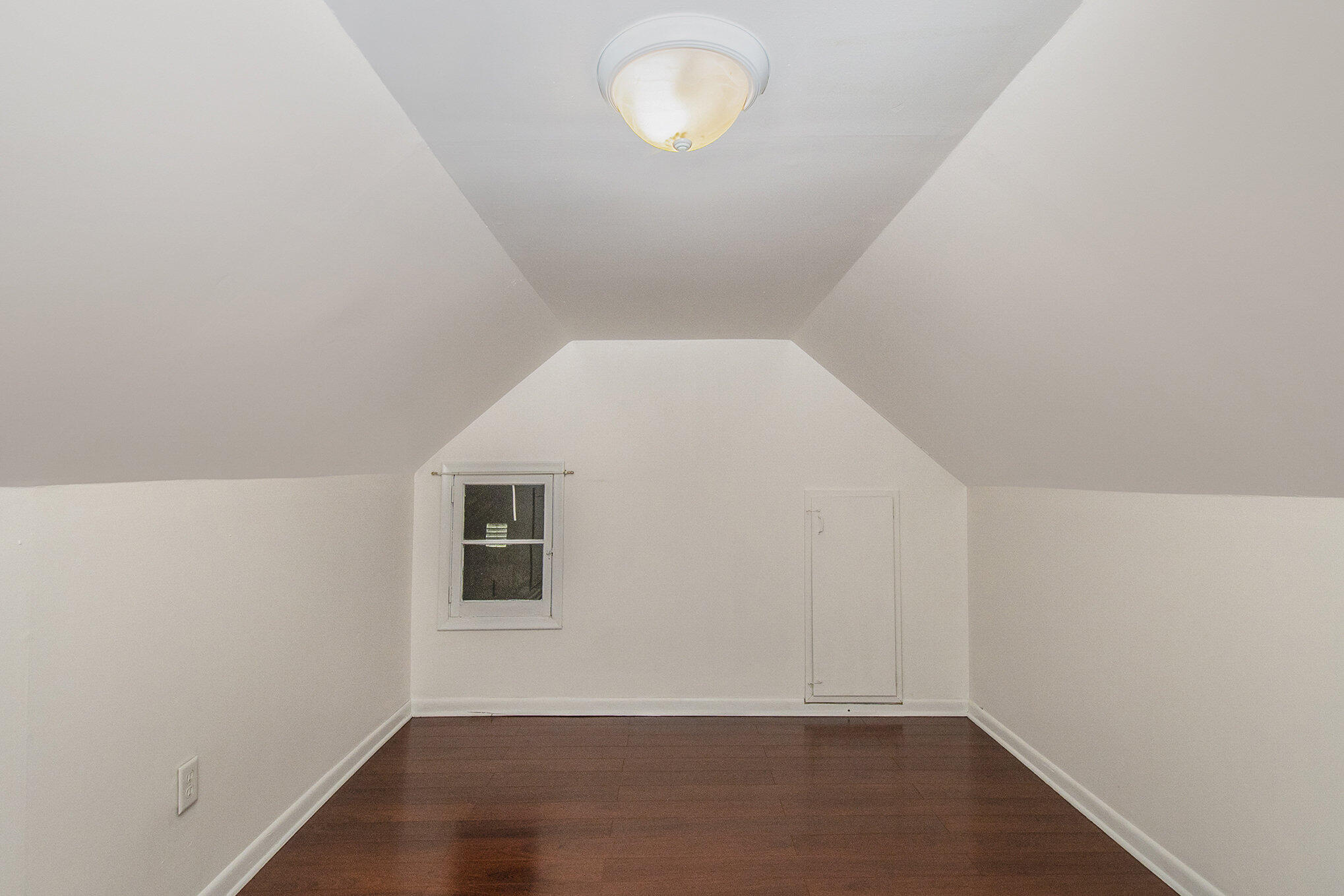 1834 East Cavanaugh Road Lansing, MI 48910 - Photo 27 of 37 024_ndp4872