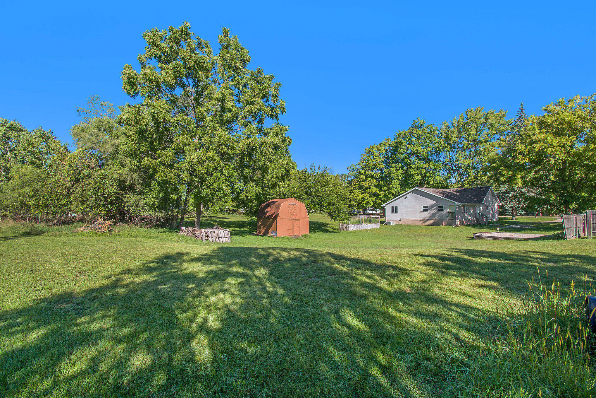 1834 East Cavanaugh Road Lansing, MI 48910 - Photo 33 of 37 033_ndp4820