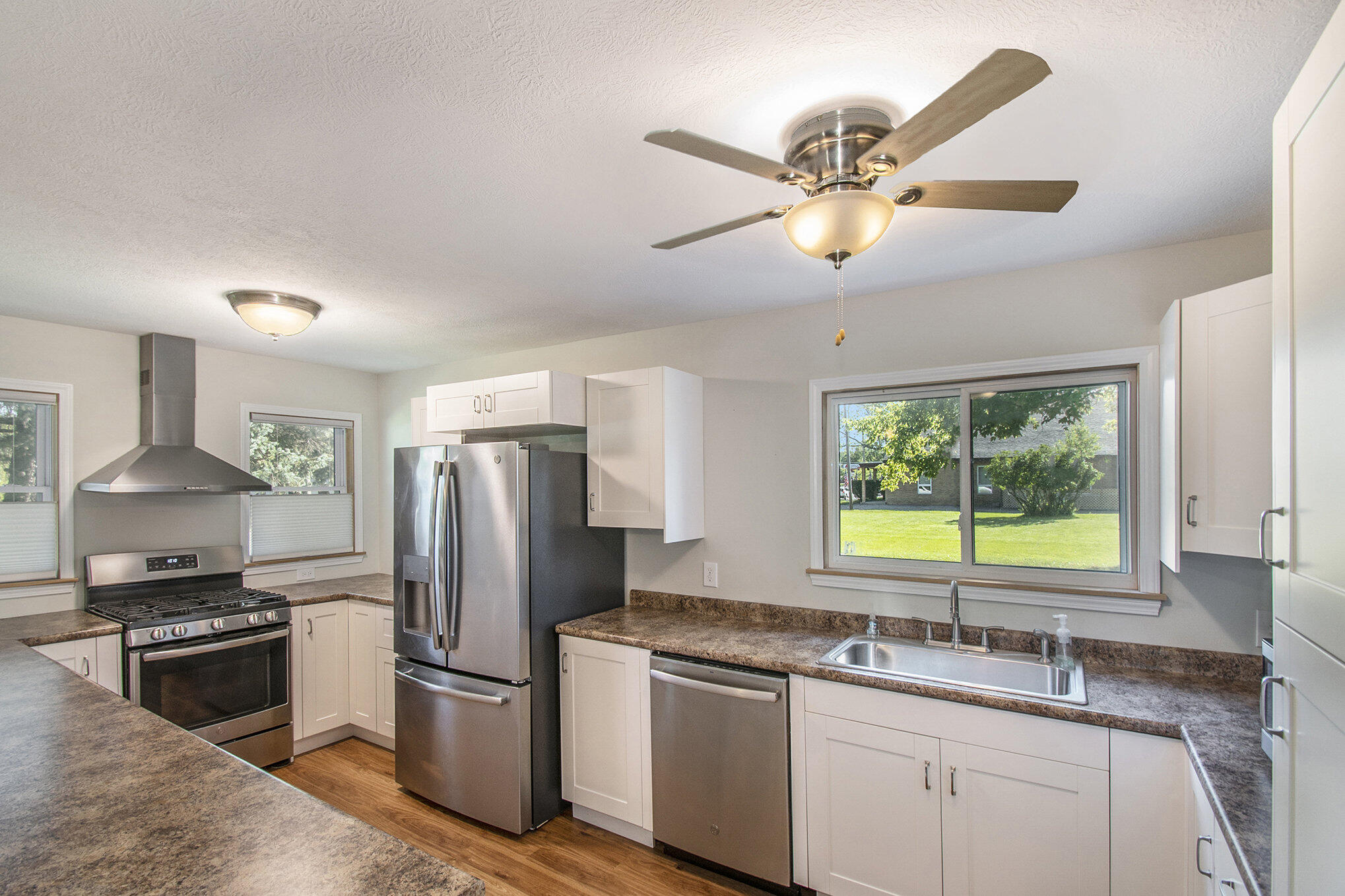 1834 East Cavanaugh Road Lansing, MI 48910 - Photo 10 of 37 012_ndp4856