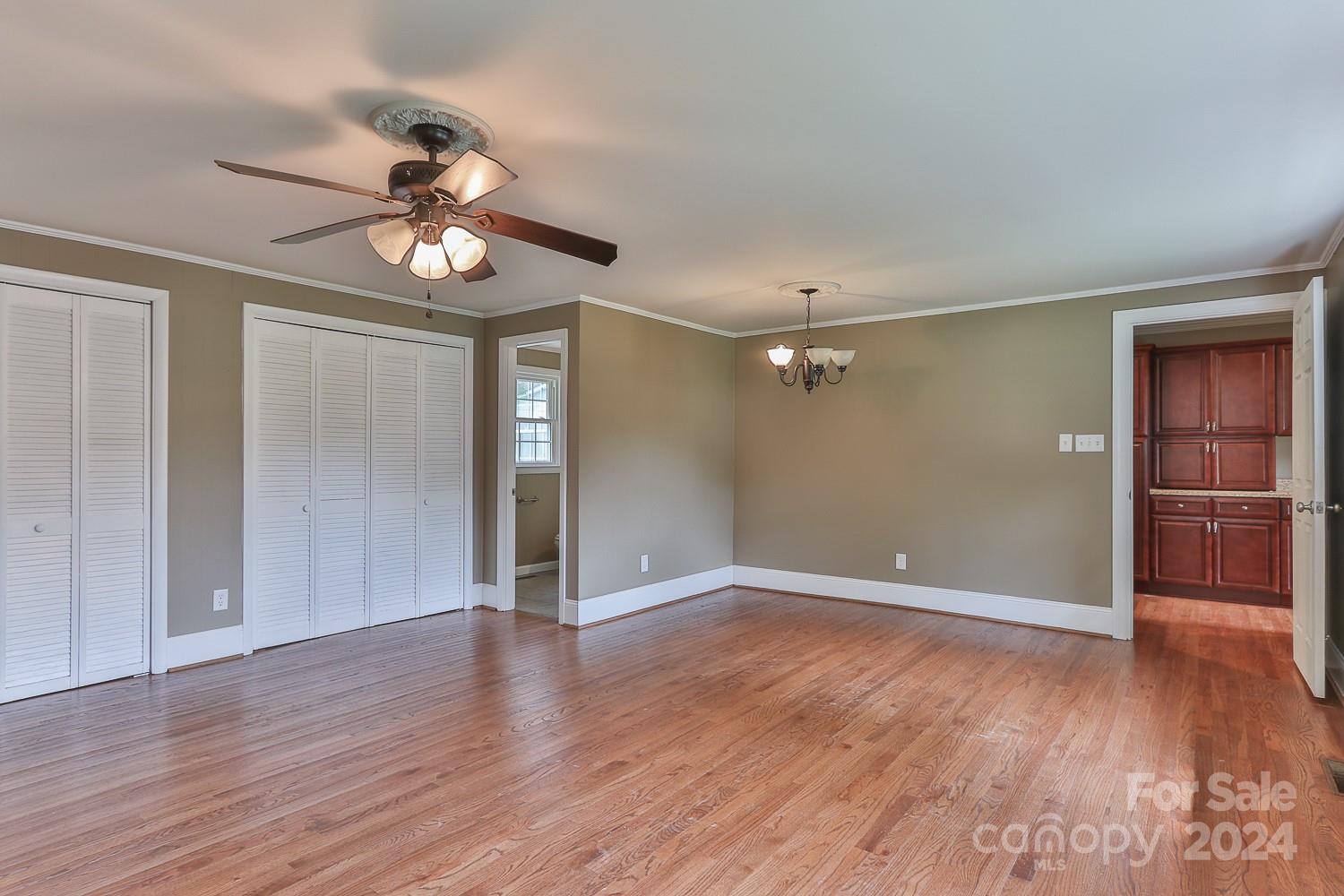 139 34th Street Northwest Hickory, NC 28601 - Photo 11 of 14