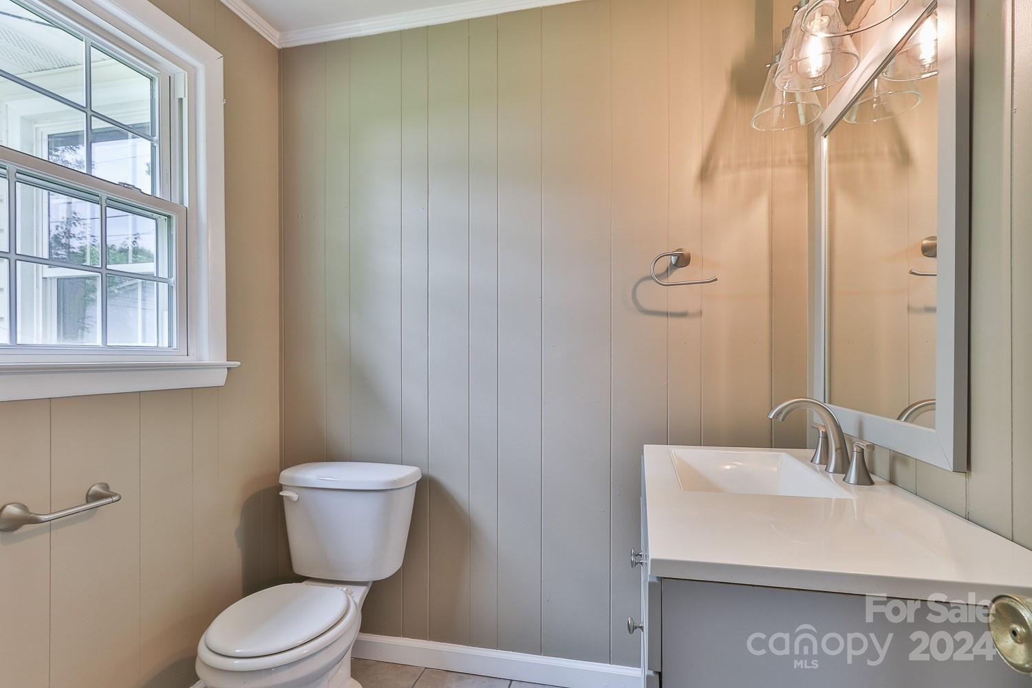 139 34th Street Northwest Hickory, NC 28601 - Photo 12 of 14
