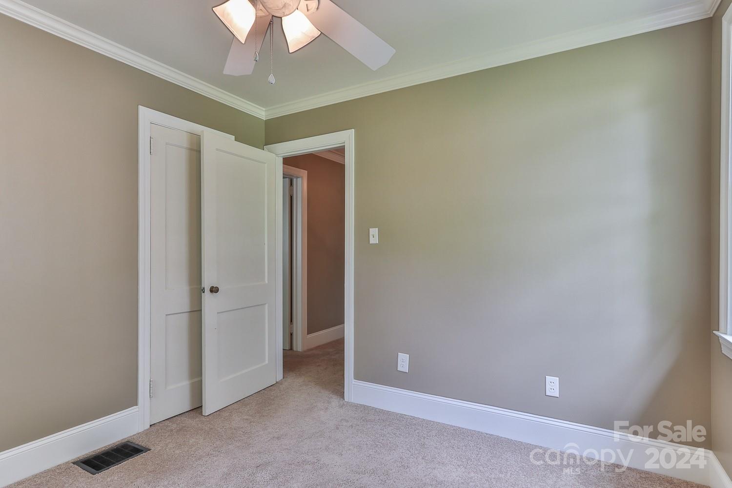 139 34th Street Northwest Hickory, NC 28601 - Photo 13 of 14