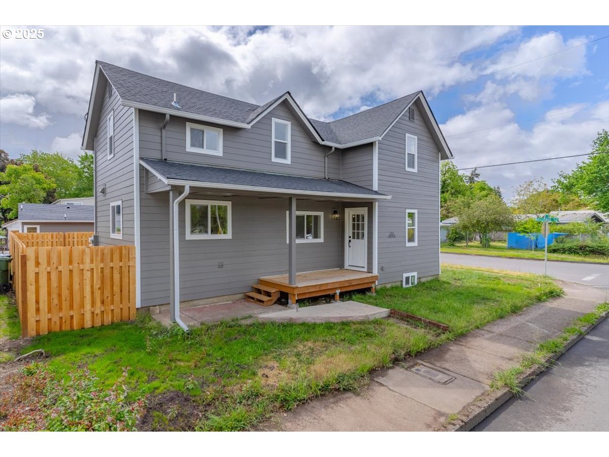 494 17th Street Northeast Salem, OR 97301 - Photo 1 of 44 front view of a house with a yard