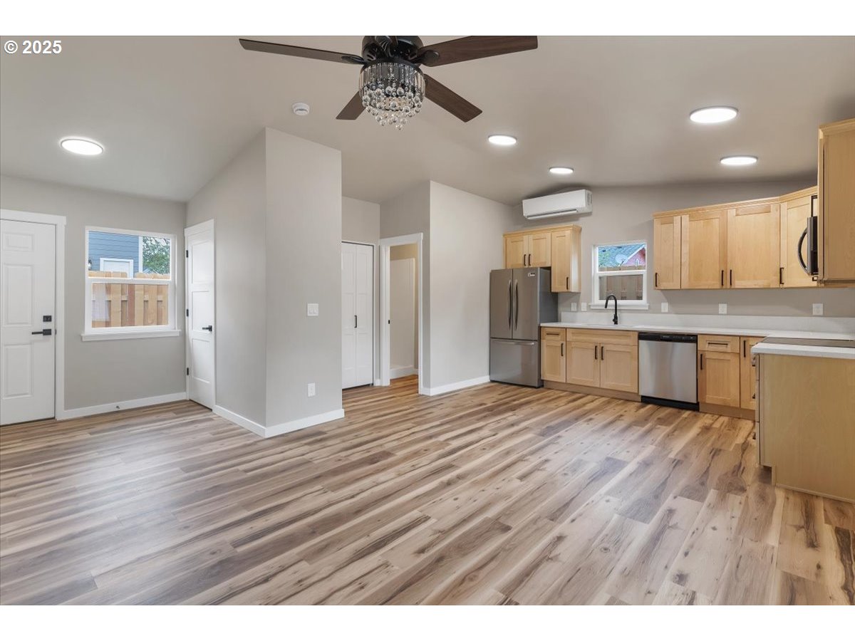 494 17th Street Northeast Salem, OR 97301 - Photo 37 of 44 a view of kitchen with wooden floor
