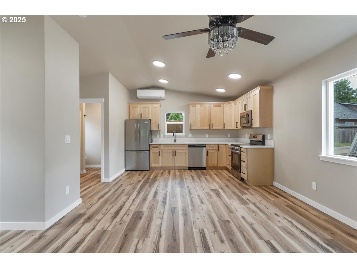 494 17th Street Northeast Salem, OR 97301 - Photo 41 of 44 a view of kitchen with wooden floor