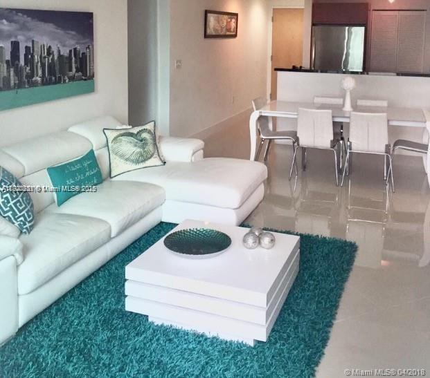 253 Northeast 2nd Street, Unit 809 Miami, FL 33132 - Photo 3 of 15