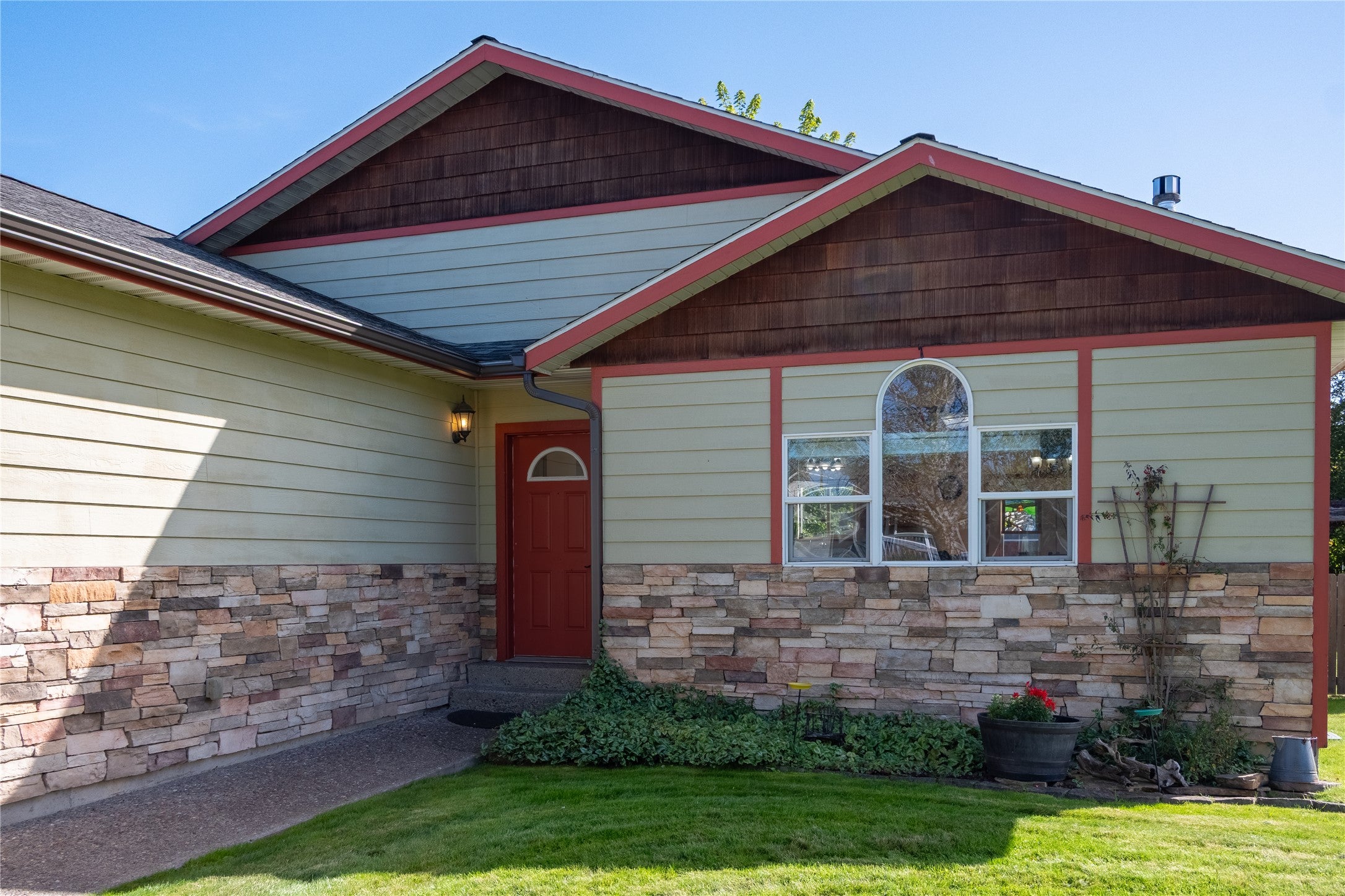 109 Michelle Lane Libby, MT 59923 - Photo 7 of 32 Gallery Image 7