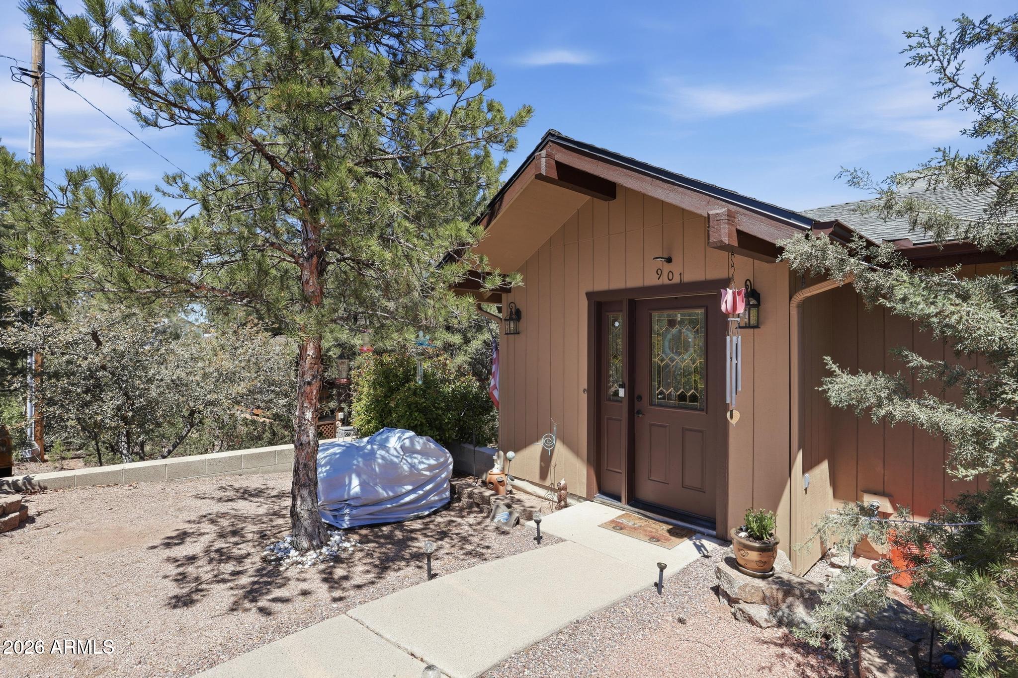 901 South Ridgeway Street Payson, AZ 85541 - Photo 2 of 32 Front