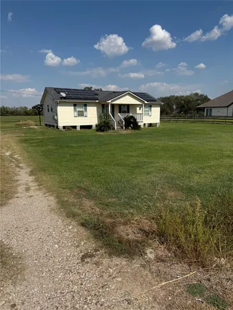 $295,000 | 6325 Kamas Lane, Needville, TX 77461