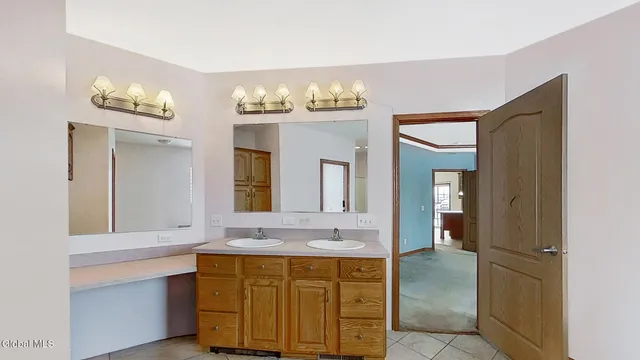 $479,000 | 220 Anderson Circle, Fort Plain, NY 13339