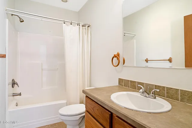 $479,000 | 220 Anderson Circle, Fort Plain, NY 13339