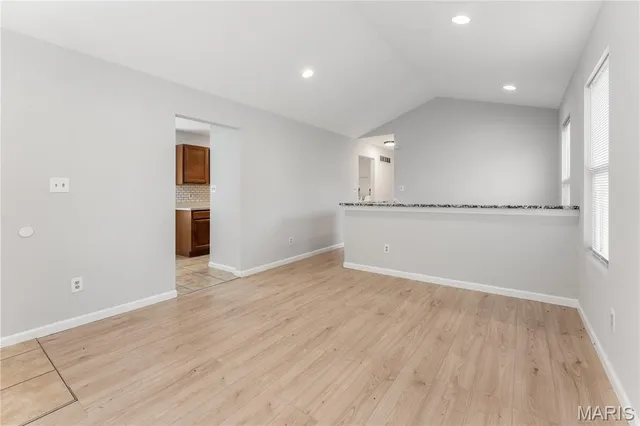 $1,795 | 5223 Langley Avenue, St. Louis, MO 63123