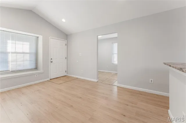 $1,795 | 5223 Langley Avenue, St. Louis, MO 63123