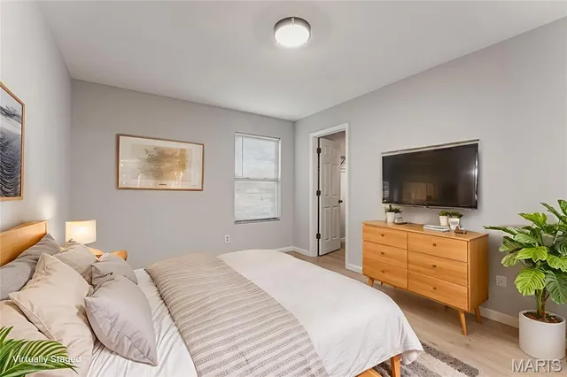 $1,795 | 5223 Langley Avenue, St. Louis, MO 63123