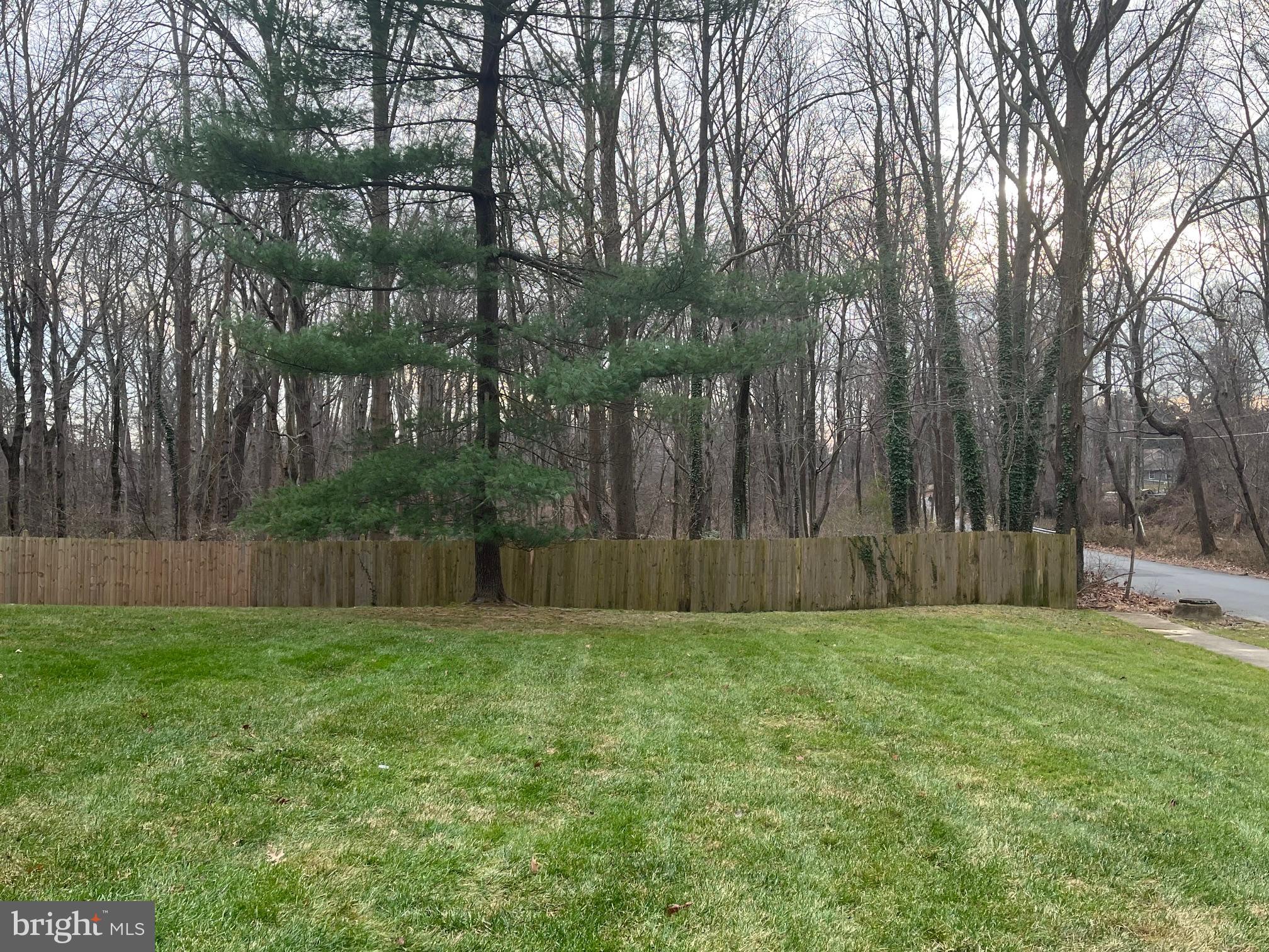 2857 Hunter Road Fairfax, VA 22031 - Photo 25 of 30 Park like setting