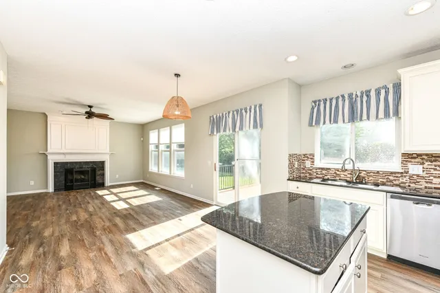 $2,950 | 12330 Castlestone Drive, Fishers, IN 46037