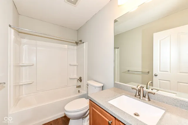 $2,950 | 12330 Castlestone Drive, Fishers, IN 46037