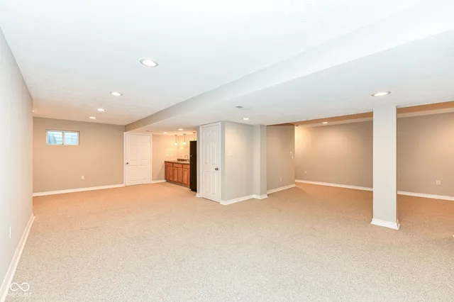 $2,950 | 12330 Castlestone Drive, Fishers, IN 46037